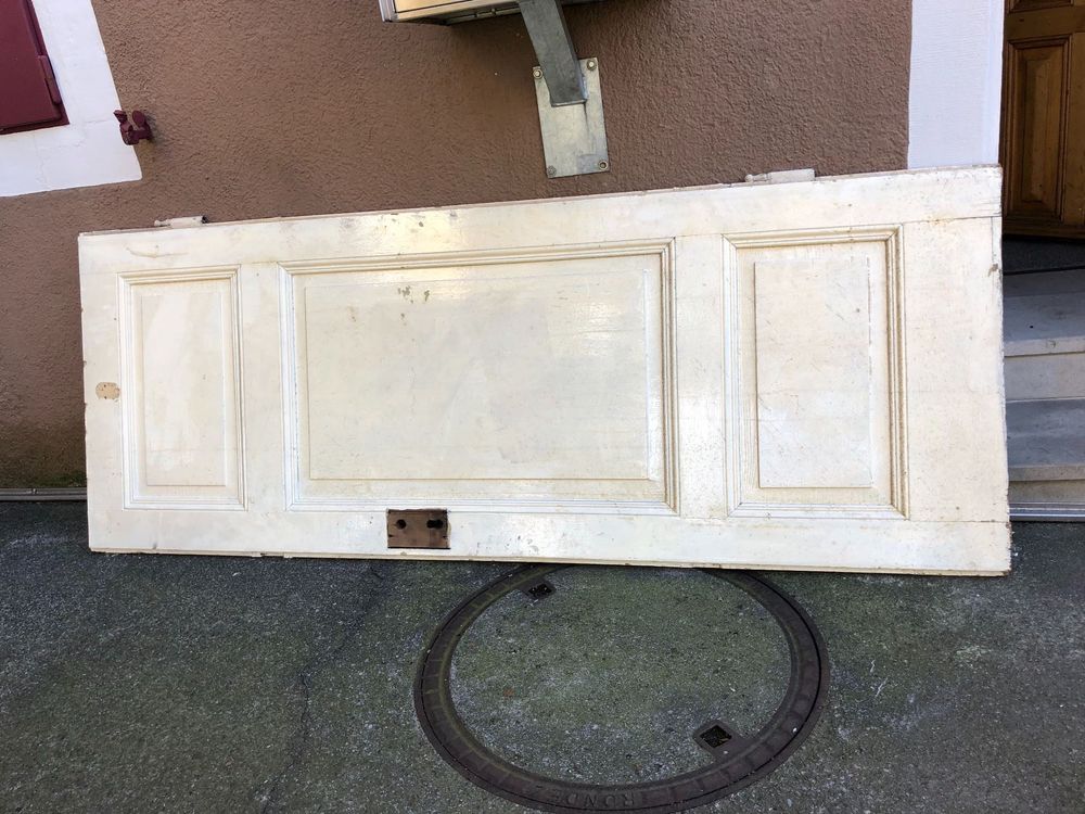 1x Alte Holztüre aus Holz und Eisen kaufen auf Ricardo