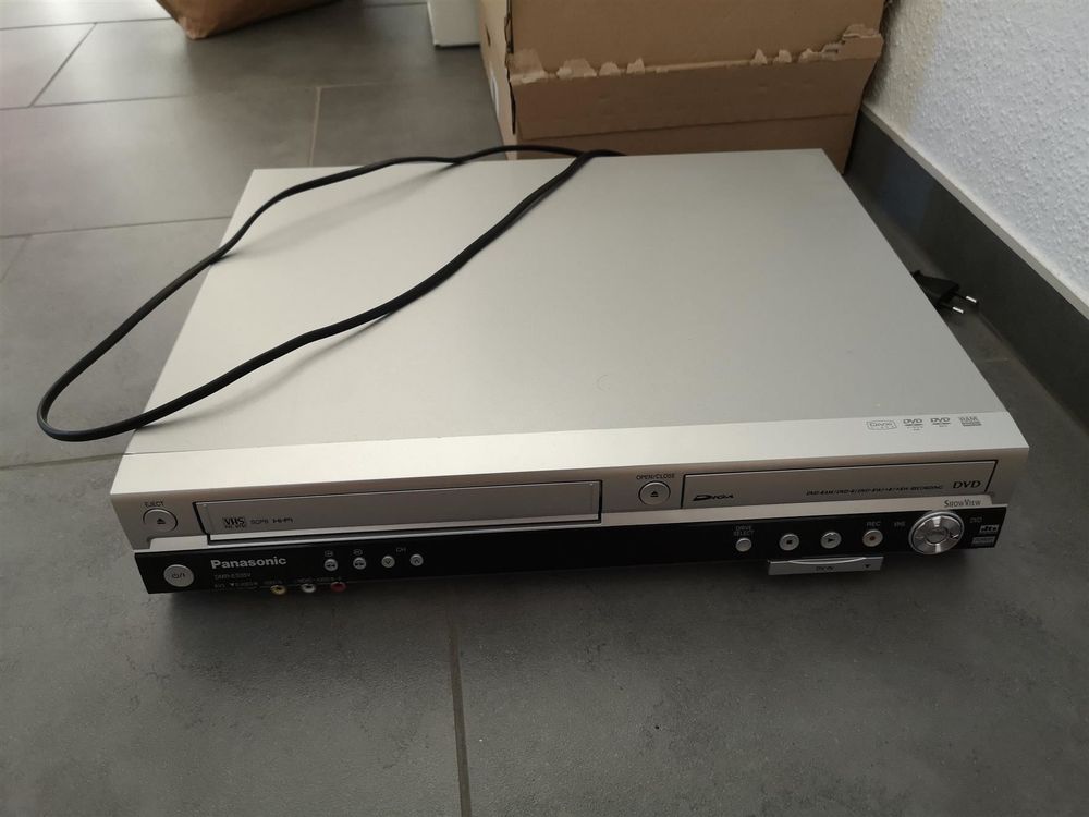 VHS Recorder mit DVD Player Kaufen auf Ricardo