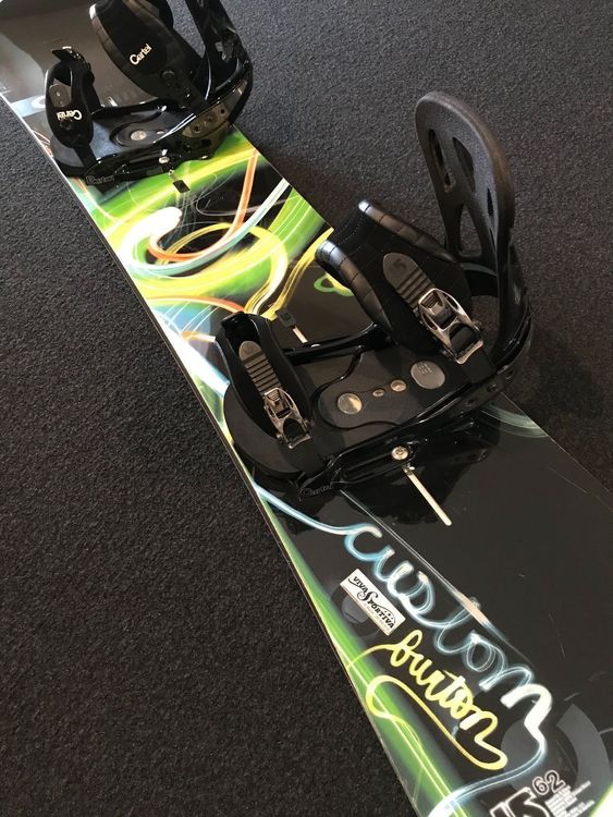 Burton Snowboard mit Bindung Kaufen auf Ricardo