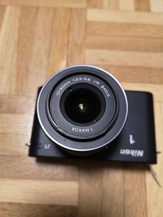 Nikon 1 J1 DSLM Kamera Kaufen auf Ricardo
