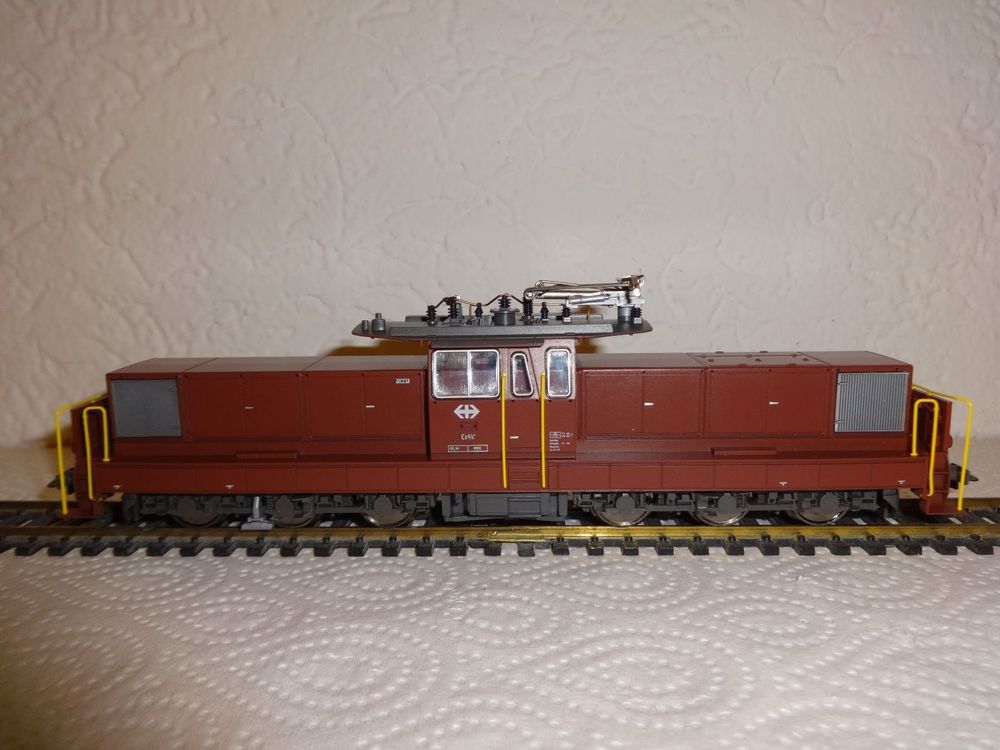 Hobbytrain SBB Ee 6/6 E-Lok - Nr. 61660 - schönes Modell H0 (Gebraucht