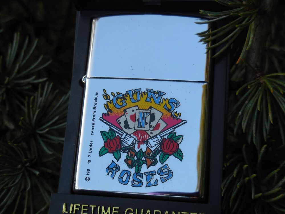 ZIPPO (GUNS N ROSES) NEUF, 1996 Kaufen auf Ricardo