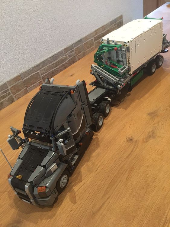 lego-technic-mack-truck-42078.jpg