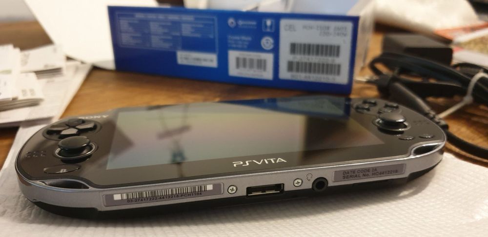 playstation vita pch 1104