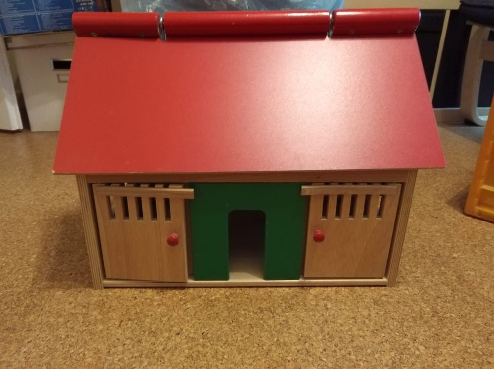 HOLZSTALL inkl.Schleich Kühe | Kaufen auf Ricardo