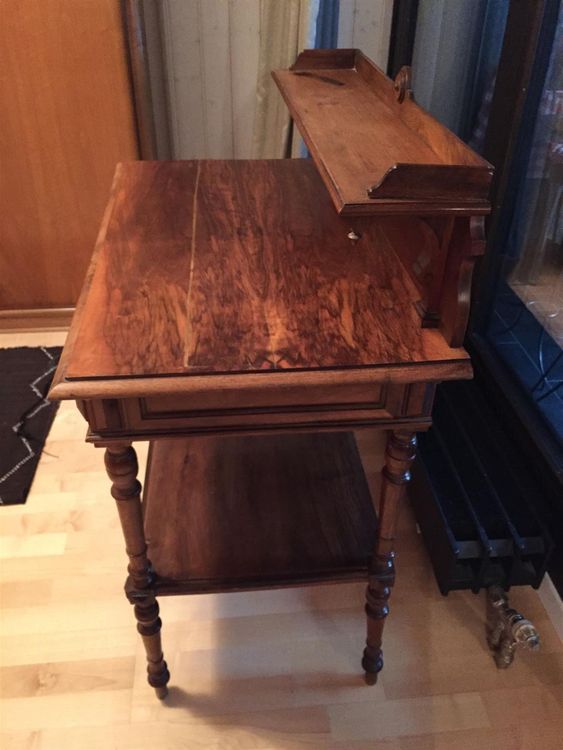 Schminktisch aus Holz teilw. restauriert | Kaufen auf Ricardo