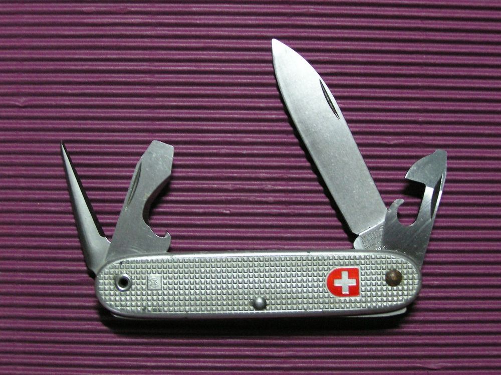 MILITÄRMESSER TASCHENMESSER WENGER 1979 | Kaufen auf Ricardo