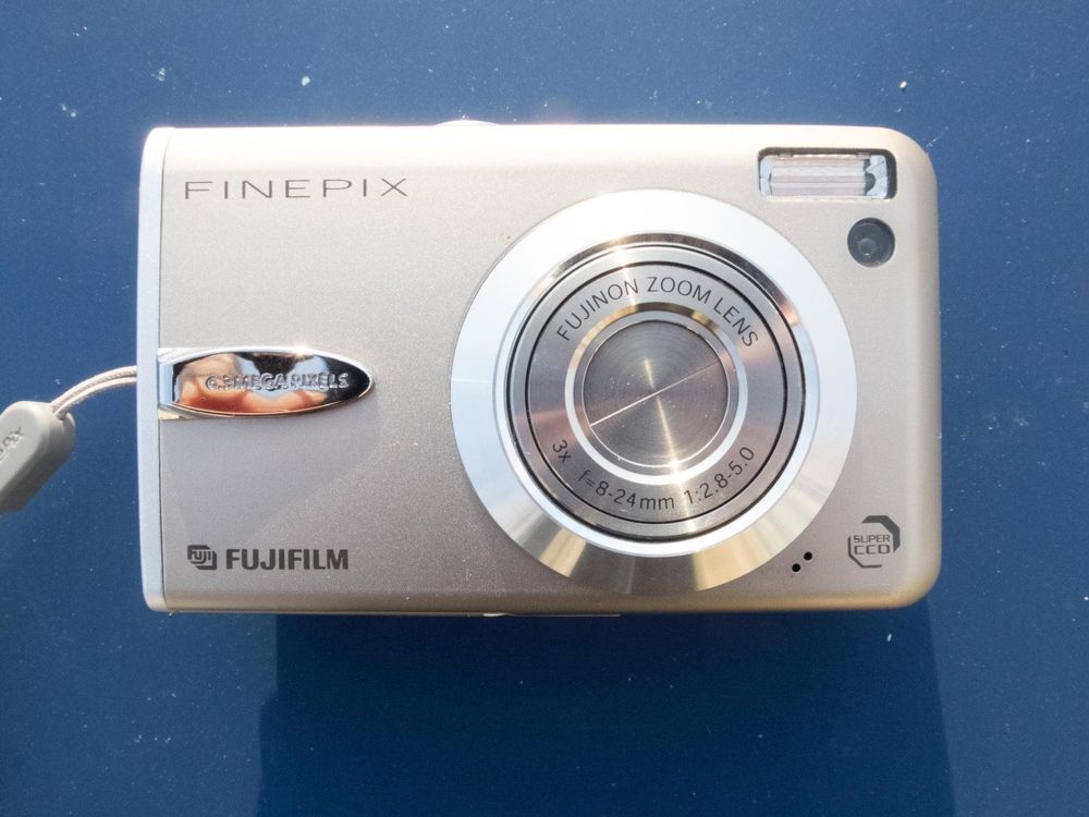 Fujifilm Finepix F Series Digital Cameras Ebay Fujifilm Finepix F Series Digital Cameras Ebay