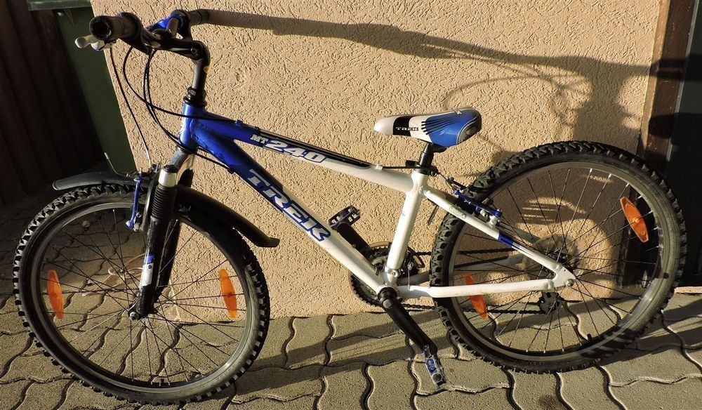 trek mt 240