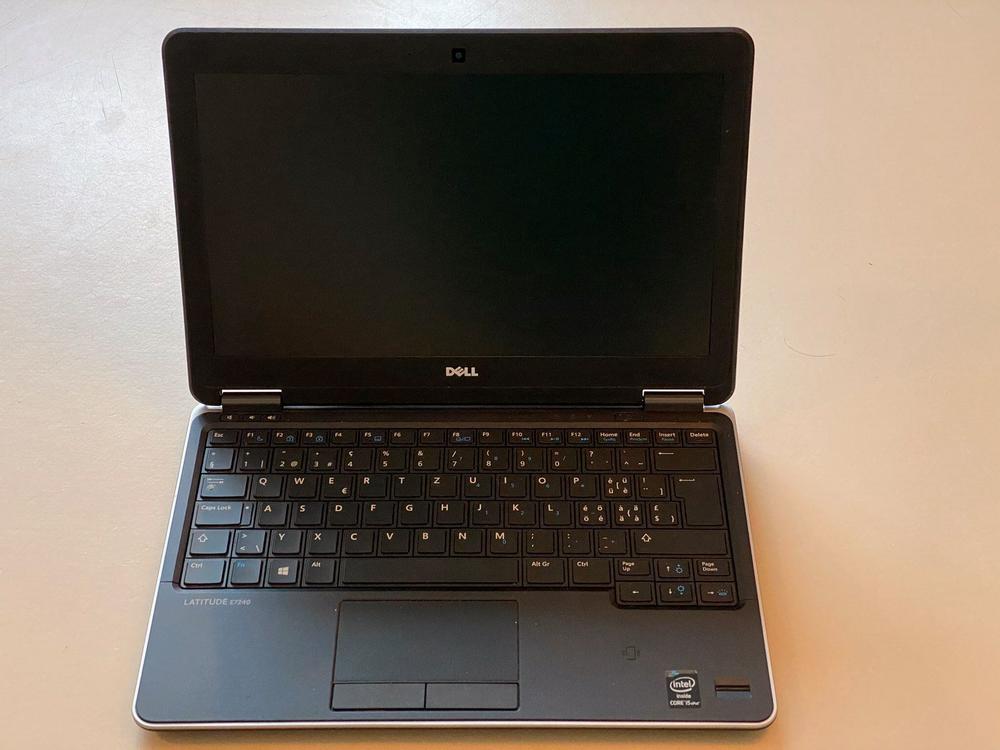 Dell latitude e7240 не включается