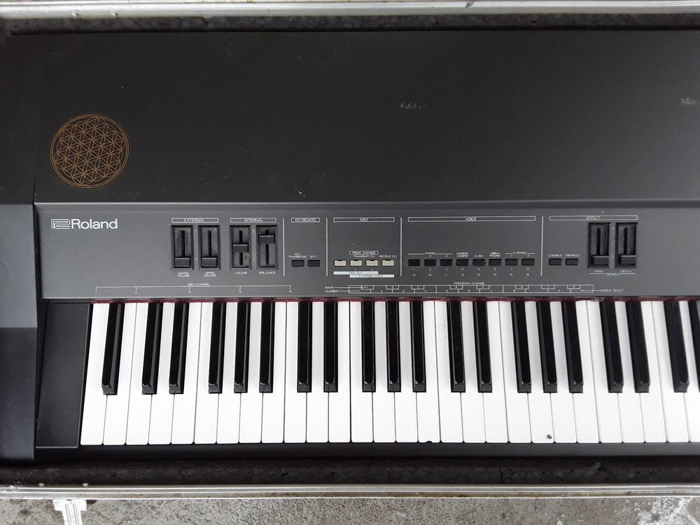 Roland RD300 Digital Stage Piano Kaufen auf Ricardo
