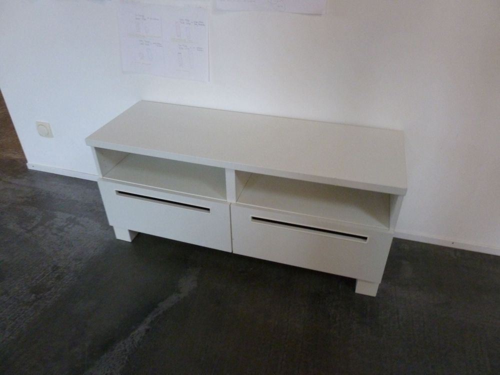 TV-Möbel aus IKEA (H/B/T, 55/120/42)cm kaufen auf Ricardo
