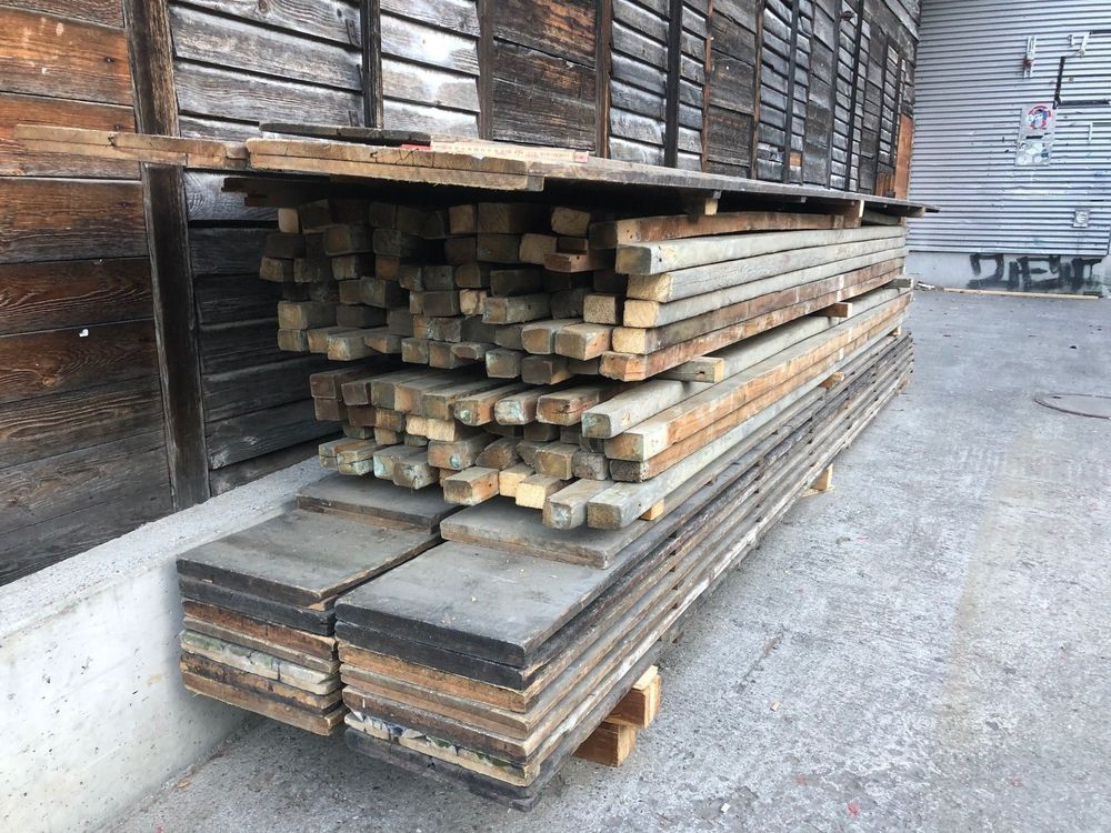 2.8 m3 Alt-Holz, Bretter, Latten | Kaufen auf Ricardo