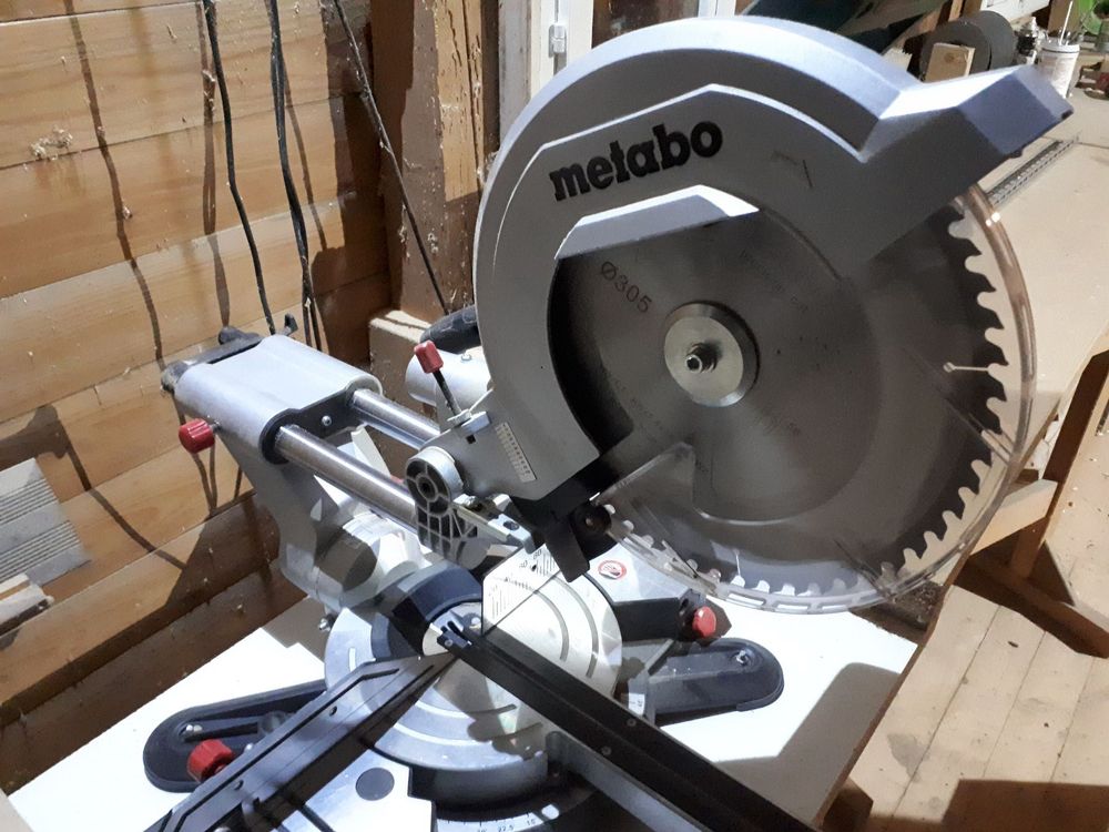 Metabo 305 M Kappsäge kaufen auf Ricardo