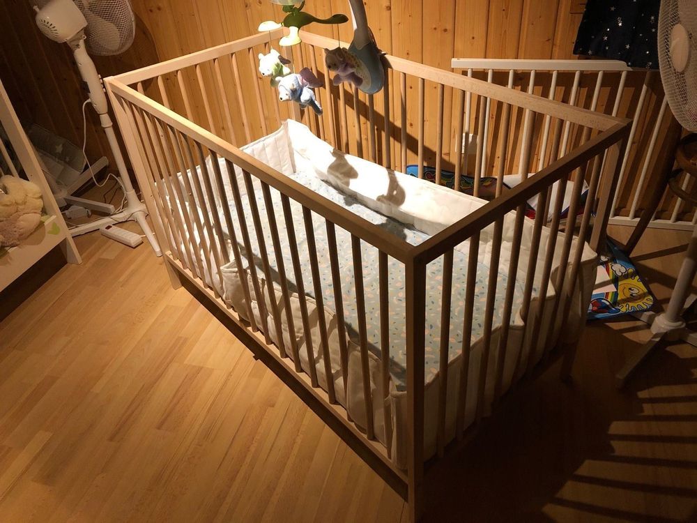 Lit A Barreaux Ikea Sniglar Avec Matelas Acheter Sur Ricardo