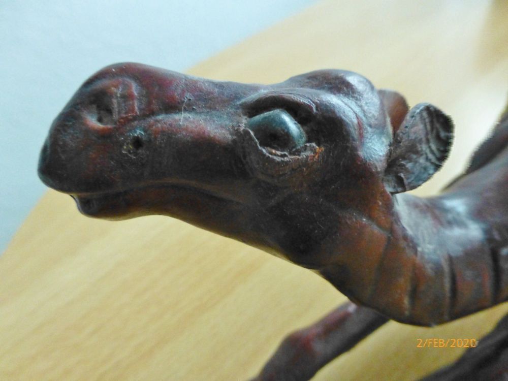 Kamel aus Leder. kaufen auf Ricardo