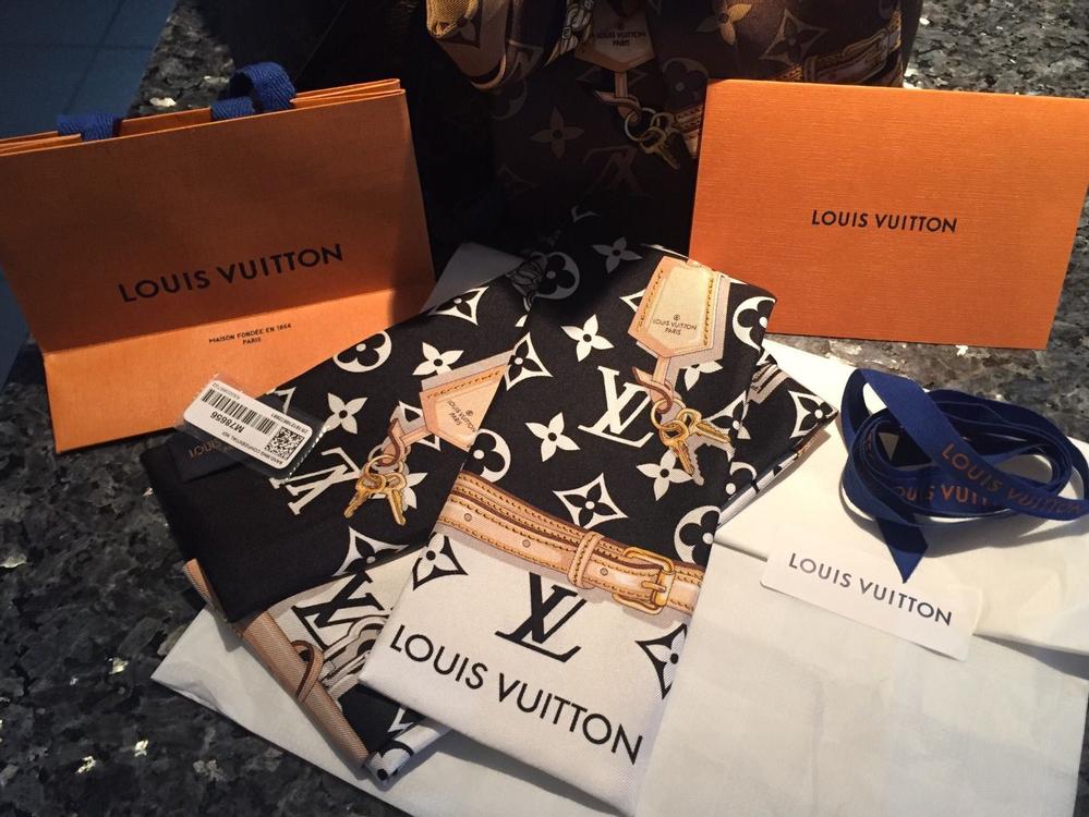 Louis Vuitton Bandeau/Twilly - Designer WishBags