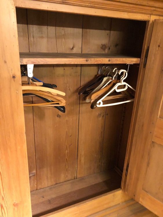 Holzschrank massiv | Kaufen auf Ricardo