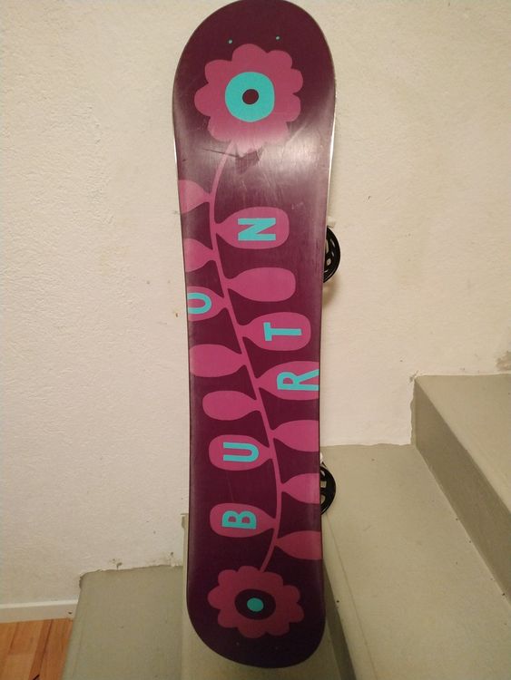 burton chicklet snowboard used