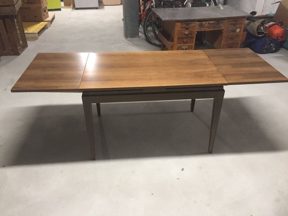 Ausziehbarer Holz Esstisch | Kaufen auf Ricardo