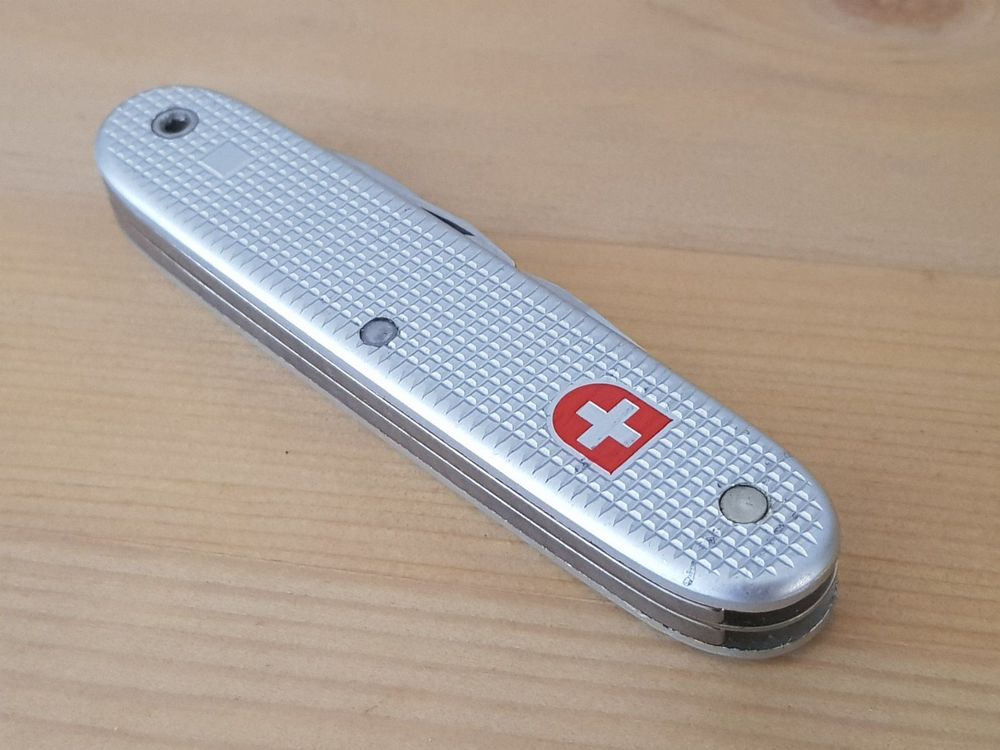 sackmesser mit usb stick