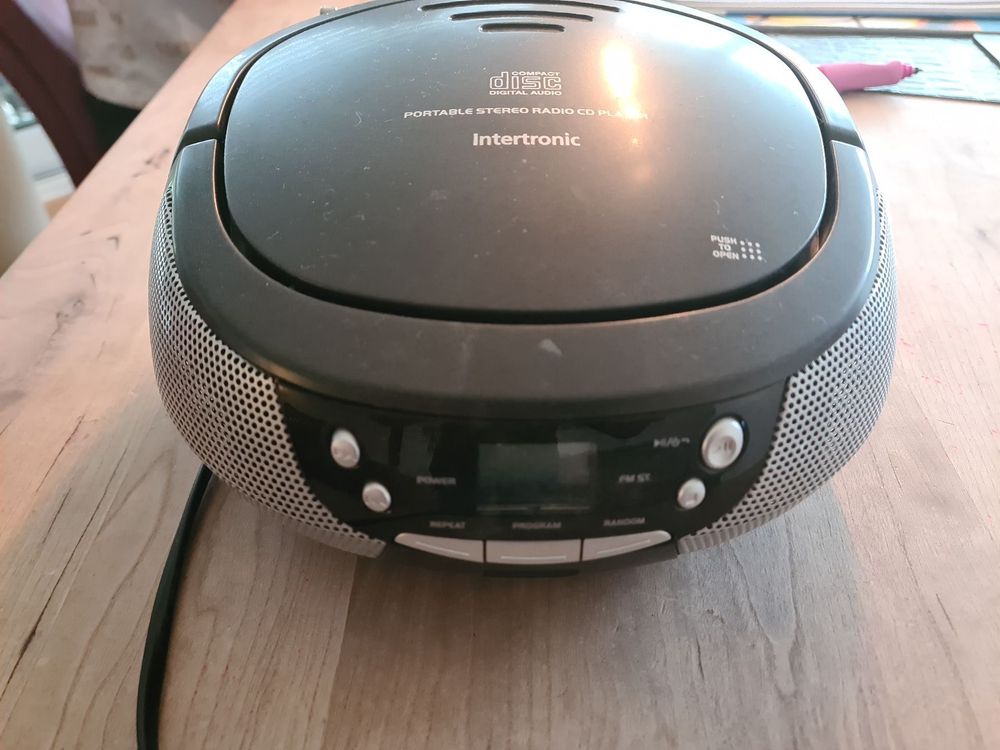 INTERDISCOUNT RadioCD Player Kaufen auf Ricardo