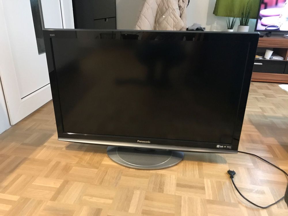 Panasonic Fernseher Kaufen auf Ricardo