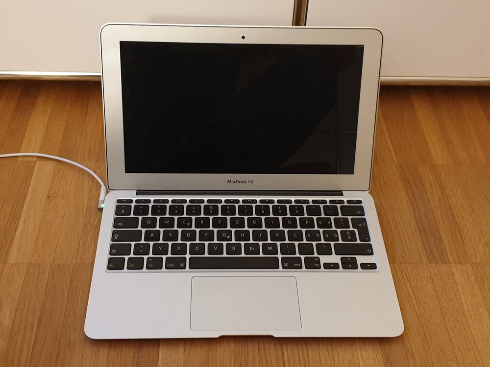 Apple macbook air 2010 обзор