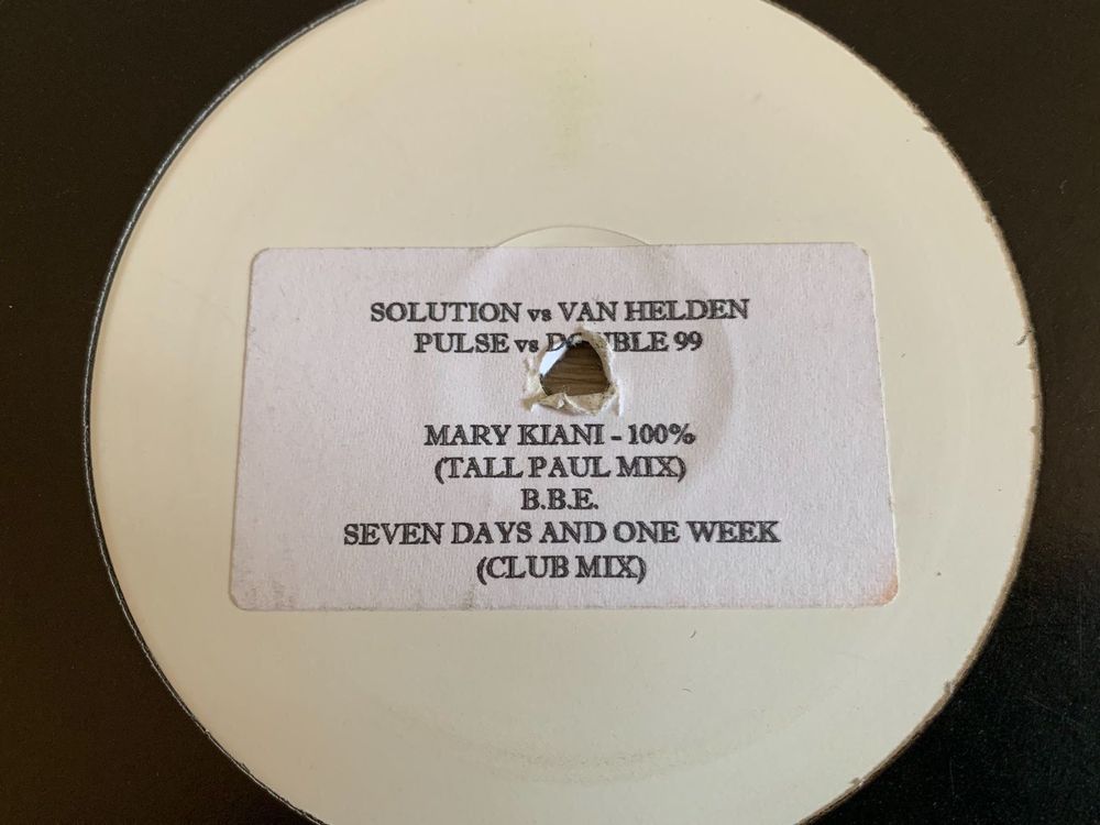 Solution vs Van Helden 12“ House Maxi 1