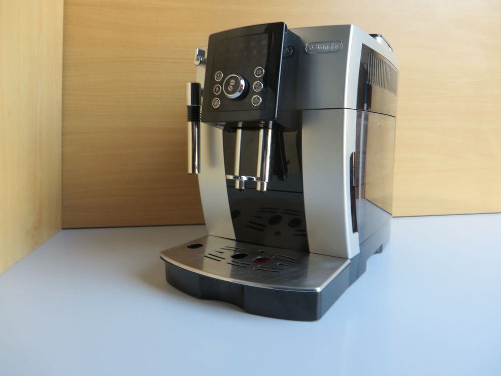 Delonghi Ecam 24.210.SB | Comprare su 