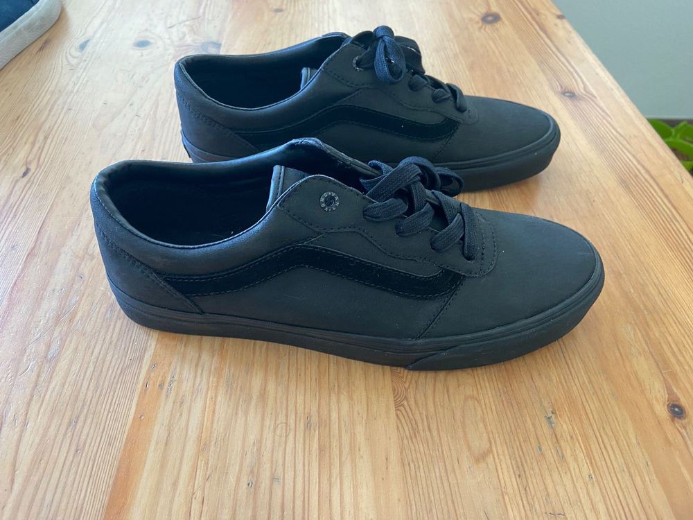 vans 43 size