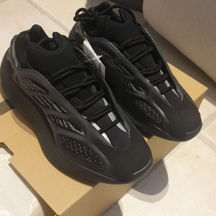 adidas yeezy 700 v3 alvah release date