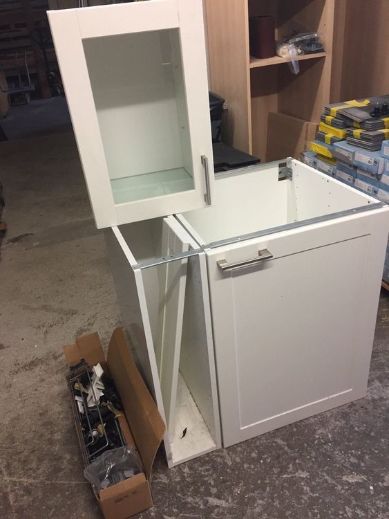 Ikea Küchenelemente Flaschenauszug kaufen auf Ricardo