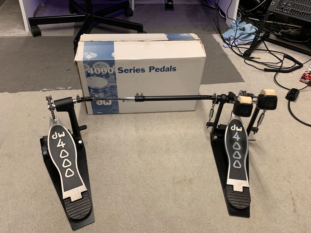 DW 4000 Double Bass Kick Drum Pedal kaufen auf Ricardo