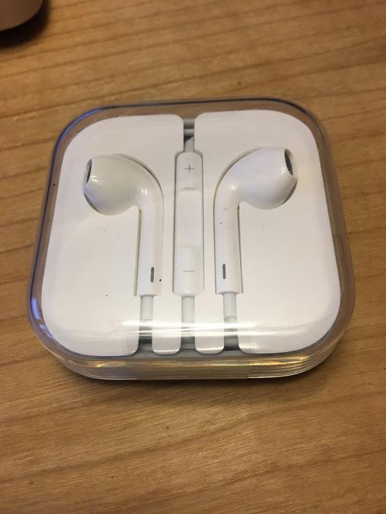 iPhone Kopfhörer/headset EarPods | Kaufen auf Ricardo