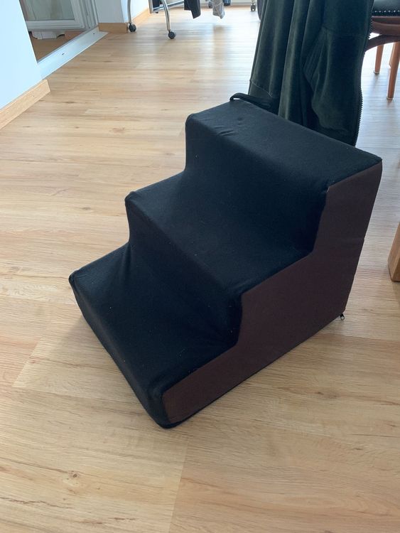 Hunde Treppe fürs Sofa kaufen auf Ricardo
