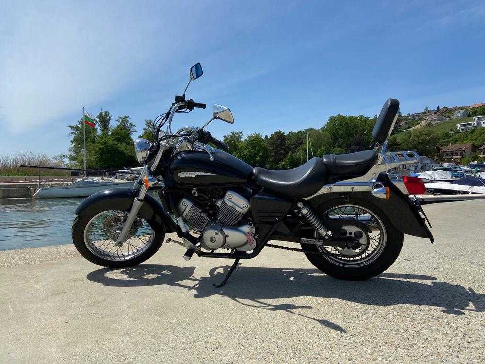 Мотоцикл honda shadow 125