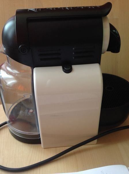 Nespresso Kapsel Kaffeemaschine Kaufen Auf Ricardo