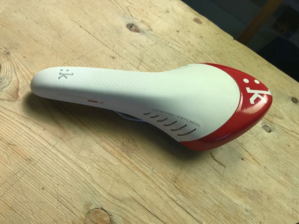 Sella Fizik Arione Tri 2 Per Crono E Triathlon, Rails In Manganese, Verde (310x130mm, 268g)