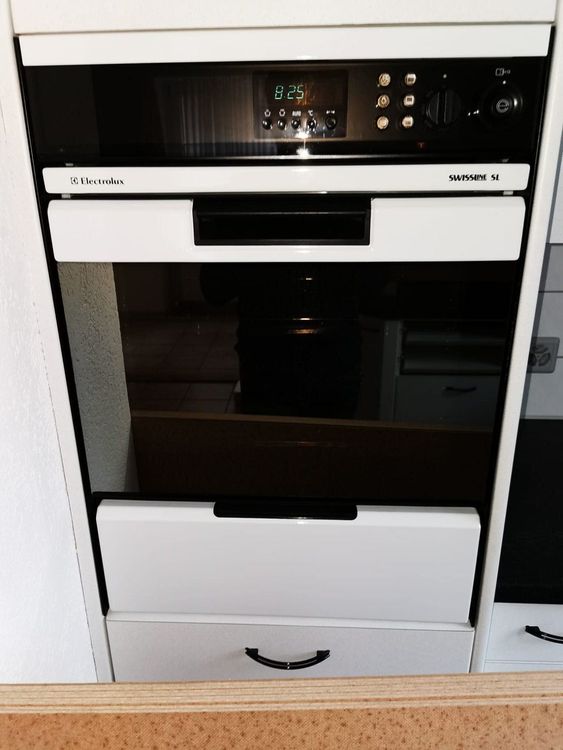 Backofen Electrolux läuft mit Infoheft! Kaufen auf Ricardo