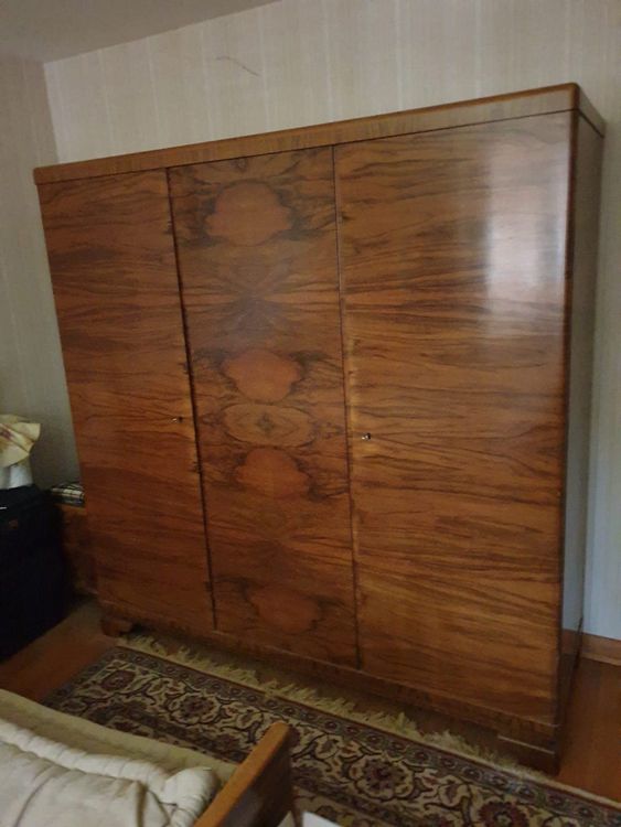 ARMOIRE À HABITS 3 PORTES acheter sur Ricardo