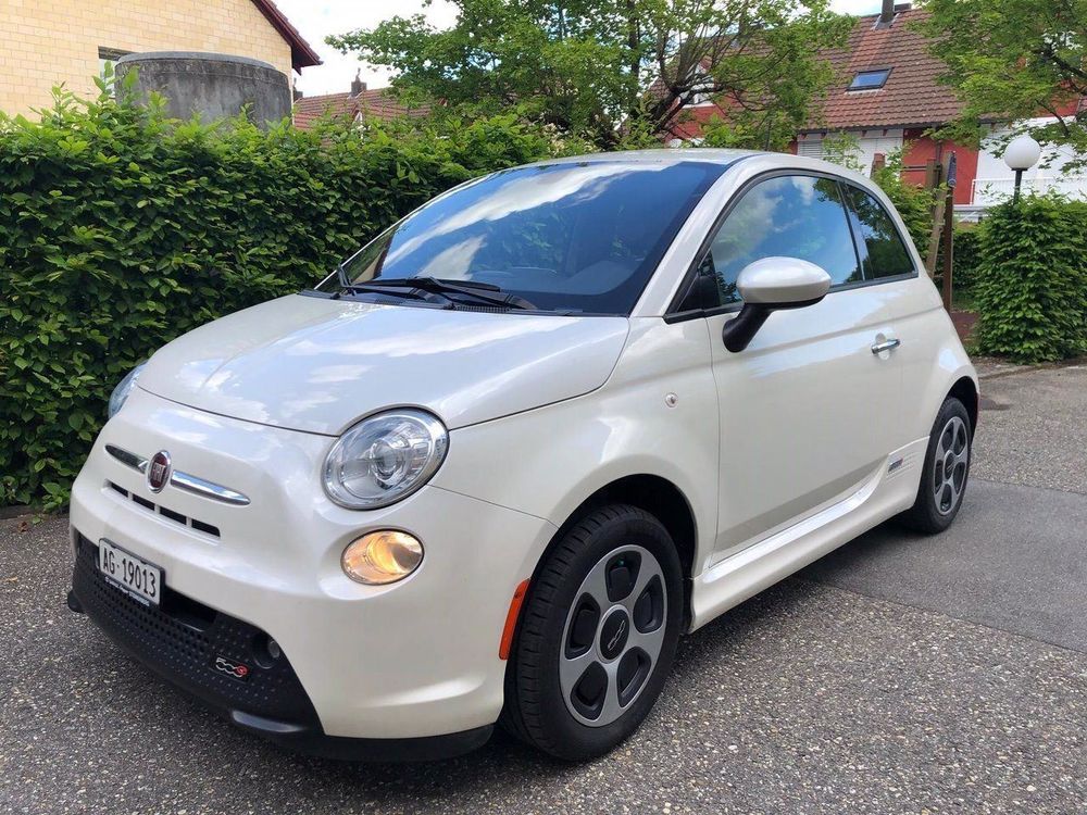 Fiat 500e abarth