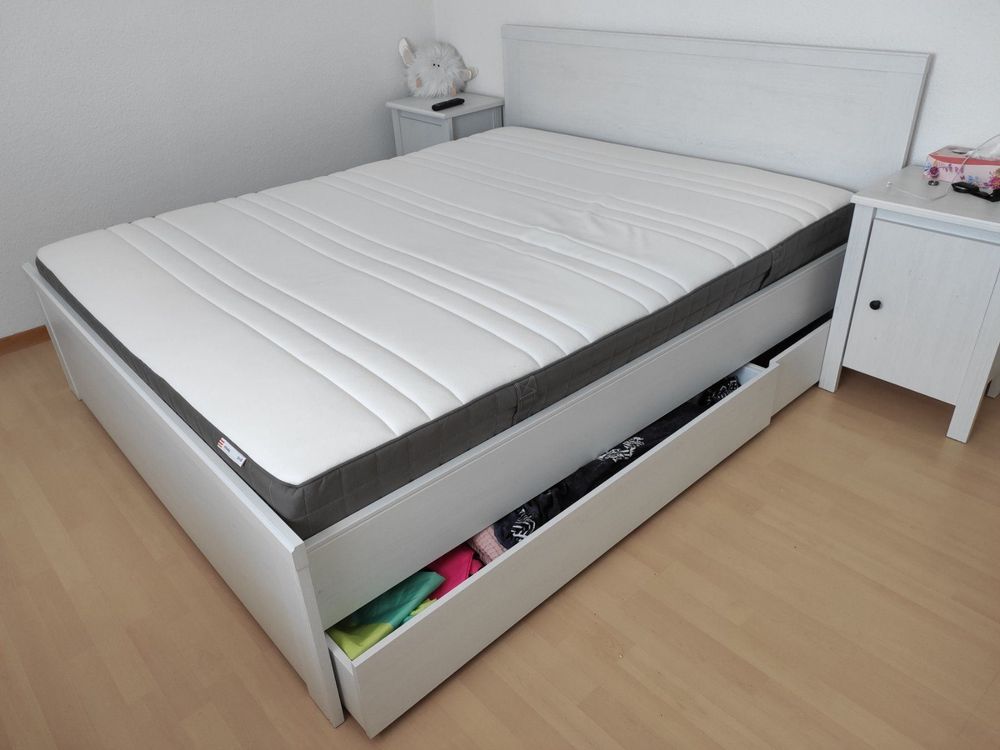 Bett 160cm Breit Inkl Rost Und Matratze Kaufen Auf Ricardo