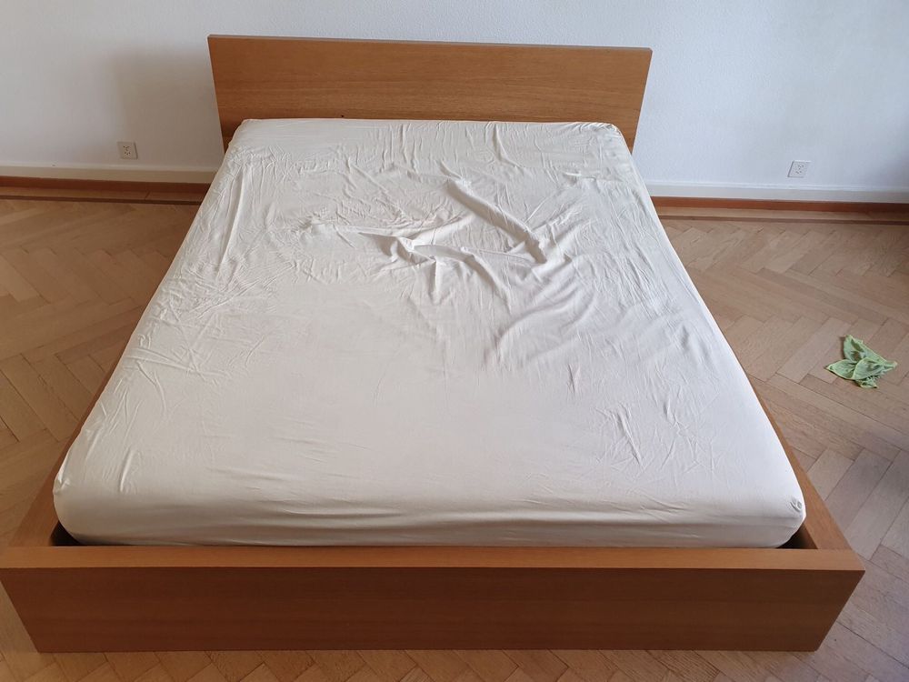 Bett, inkl. 2x Lattenrost und Matratze kaufen auf Ricardo