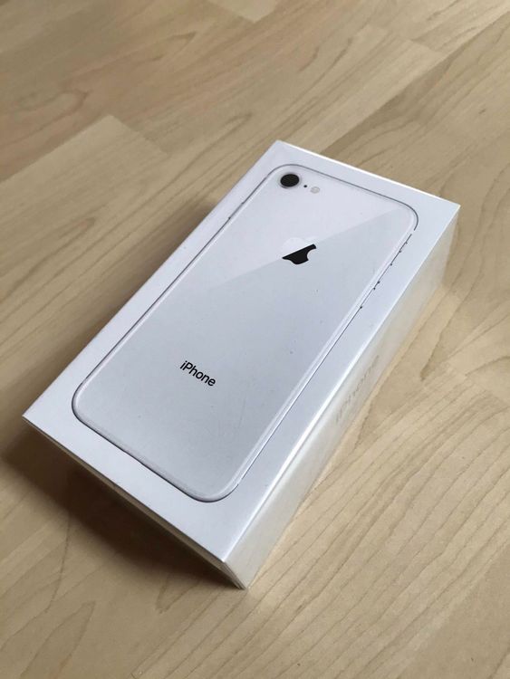 iPhone 8 Silver 256 GB SIMフリー バッテリ93% 特販オンライン - www