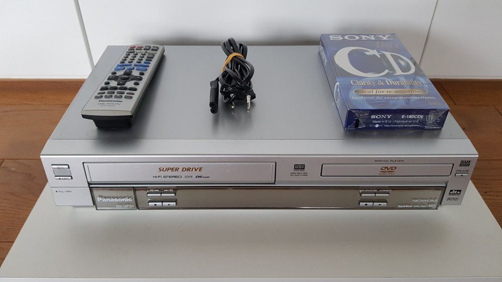 003027)パナソニック NV-VP31 DVD+VHSデッキ - テレビ/映像機器