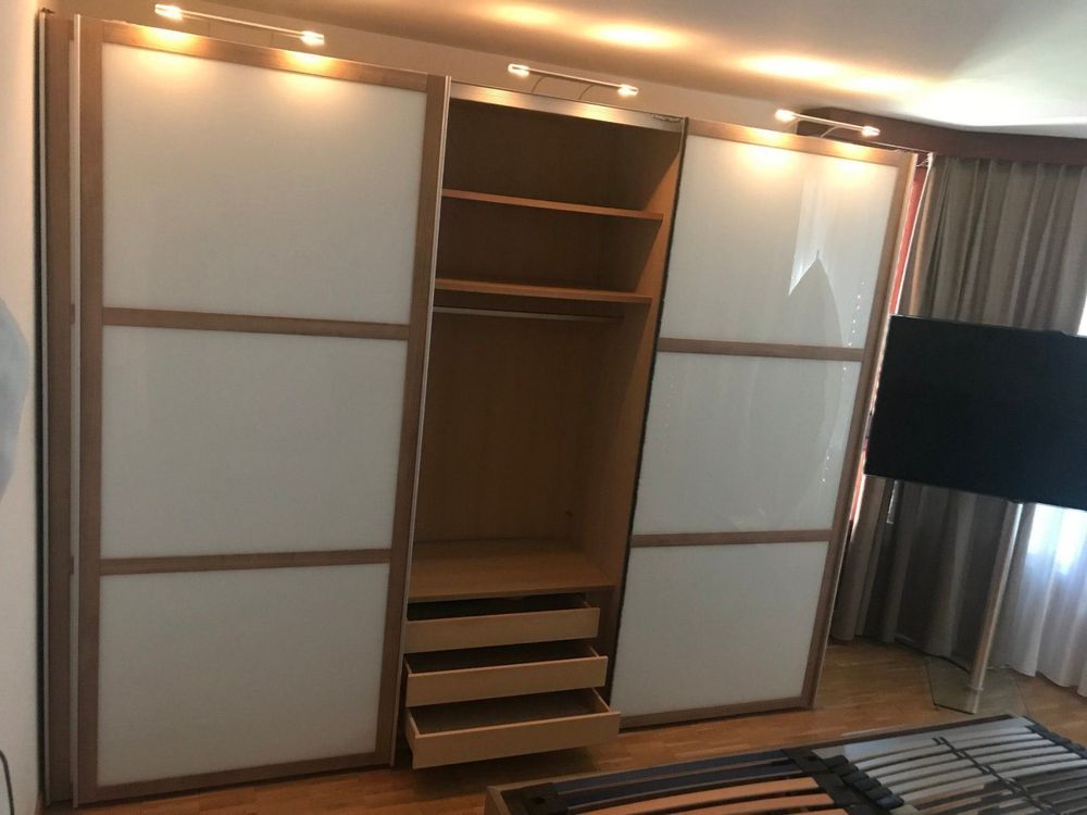 Schlafzimmer / Schrank, Bett, Nachttisch kaufen auf Ricardo