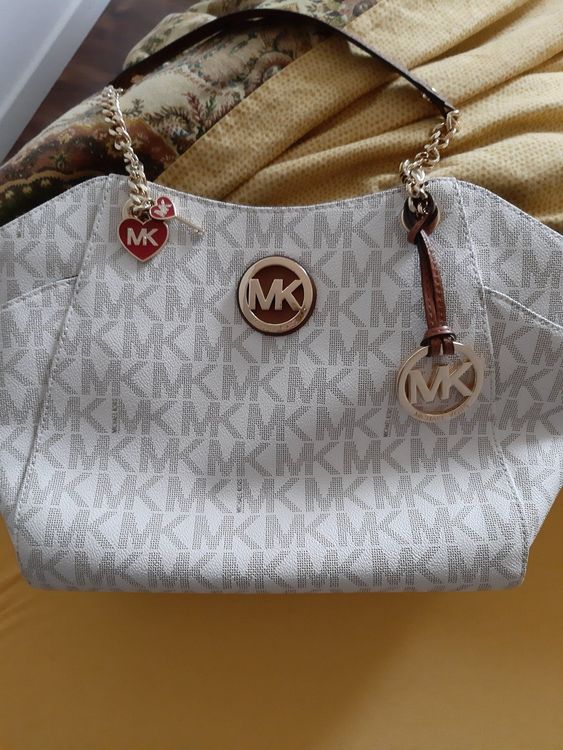 NEUE MICHAEL KORS TASCHE MIT GOLD AB 1FR Kaufen Auf Ricardo neue-michael-kors-tasche-mit-gold-ab-1fr-kaufen-auf-ricardo