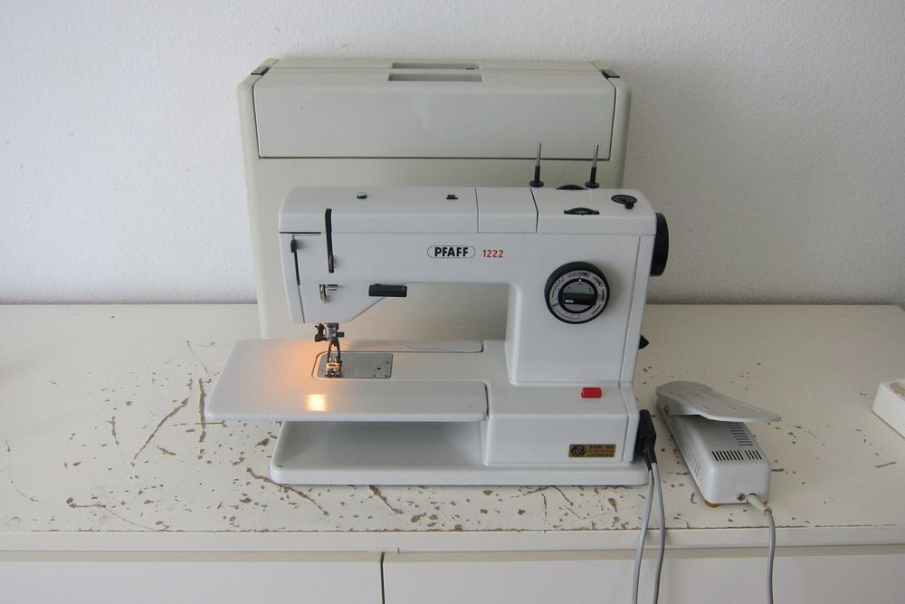 Pfaff 1222 mit Original Koffer Kaufen auf Ricardo