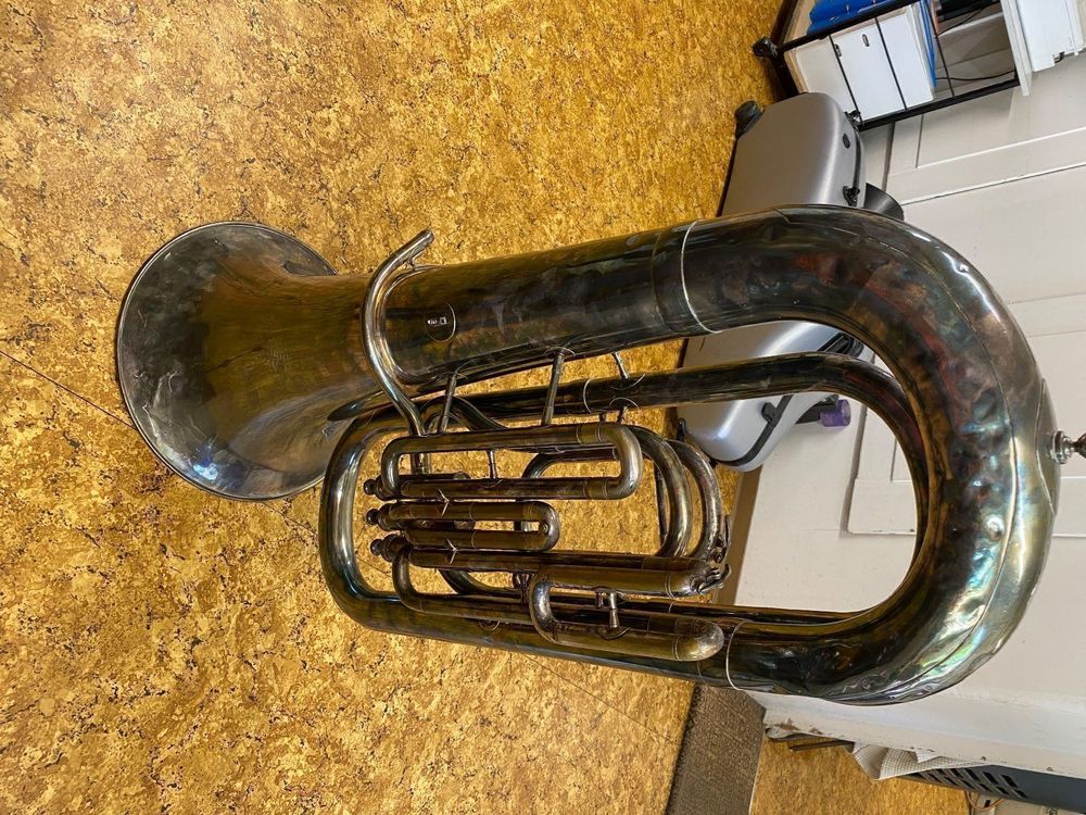 B Tuba Besson Westminster Acheter sur Ricardo